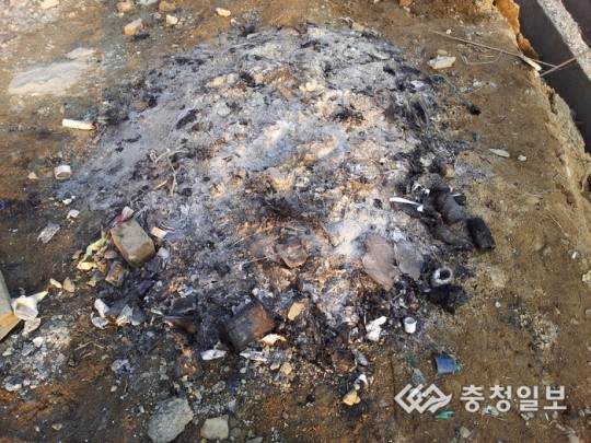 금호中 개축공사 현장관리 나몰라라