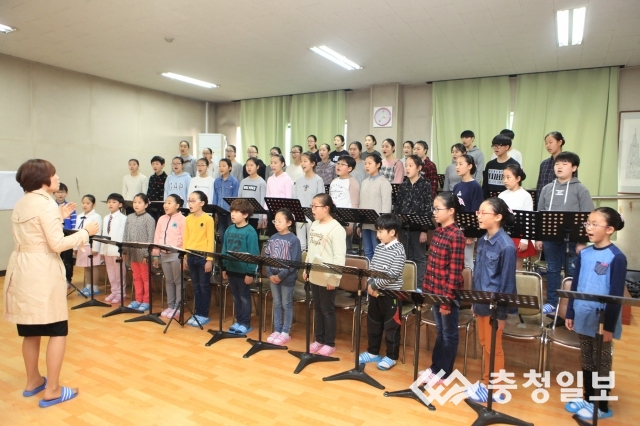 국위선양 꼬마천사들 청주 안젤루스도미니 합창단
