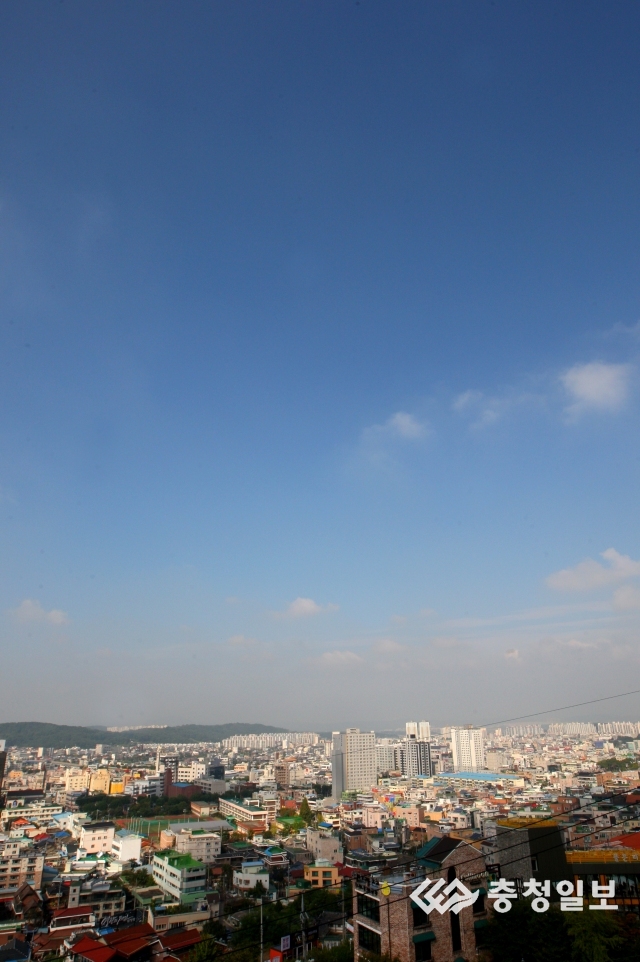 청명한 가을하늘