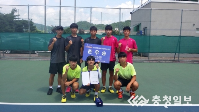 충북 유일 남자 테니스부 화려한 비상