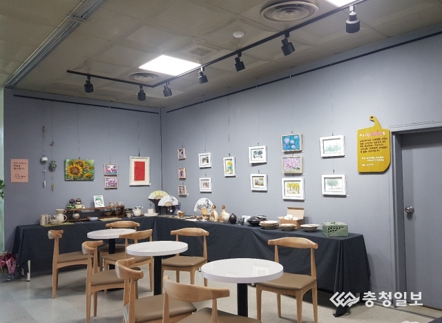 시청 매점 갤러리 탈바꿈