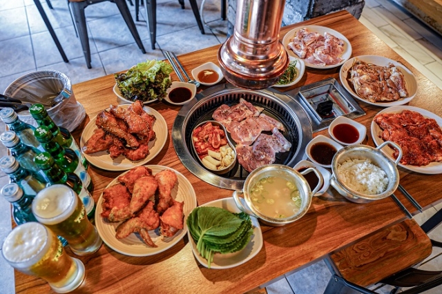 요즘 뜨는 체인점 사계진미 숯불닭갈비, 무한리필 편견 깬 퀄리티로 호평 일색
