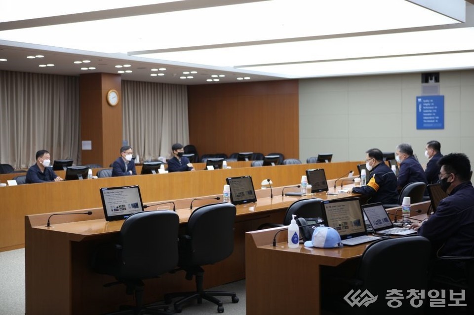 박하준 금강환경청장, 아산 코닝정밀소재㈜ 현장 방문