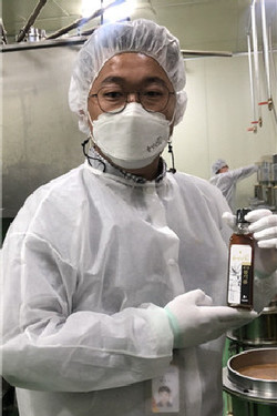 충주 정정식씨 한국무형문화유산 최연소 명인 선정…전통 착유기술