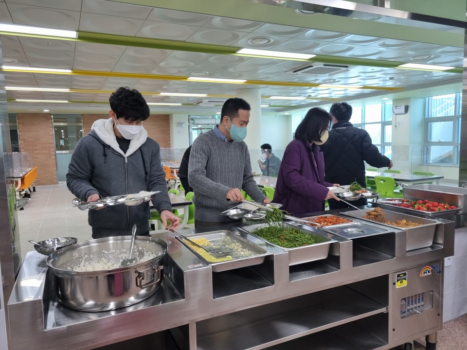 2022년 3월 개교 예산꿈빛학교, 급식시연회 개최