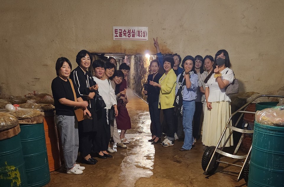 한국여성경제인협회 세종충남지회 젓갈 명가 굴다리식품 탐방