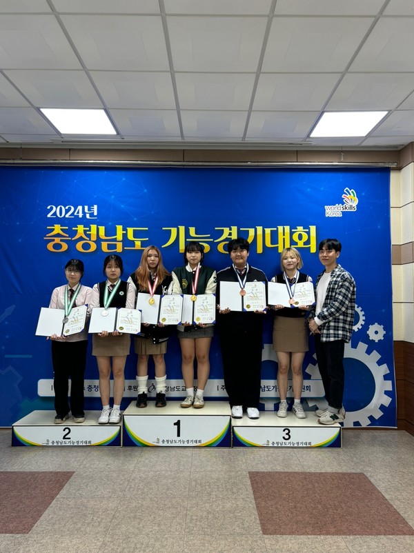 예산예화여자고등학교, 충남 기능경기대회 제과 및 제빵 등 여러부문에서 수상쾌커