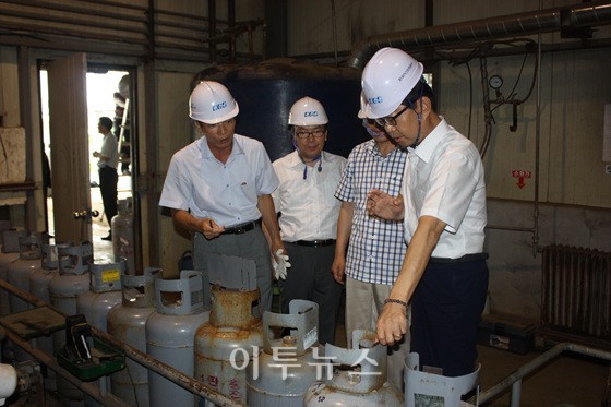 박기동 가스안전公 사장, 충북 용기재검기관 현장점검