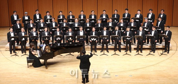 춘천남성합창단, DMZ접경지역 행복나눔 찾아가는 음악회