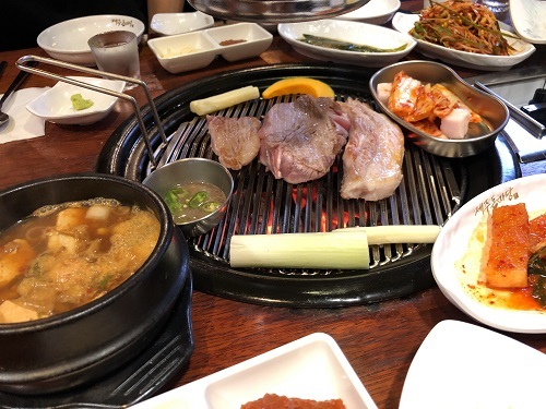 정자동 제주 돈마당, 제주 현지서 직접 공수한 재료로 맛집 등극