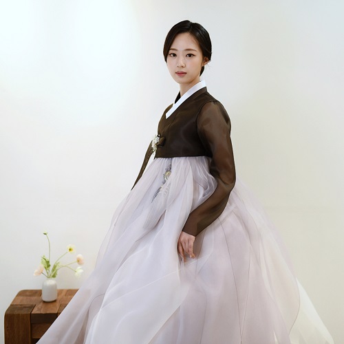 웨딩한복 대여·맞춤 전문점 테힐라, 신부·혼주 한복까지 신상 대거 출시