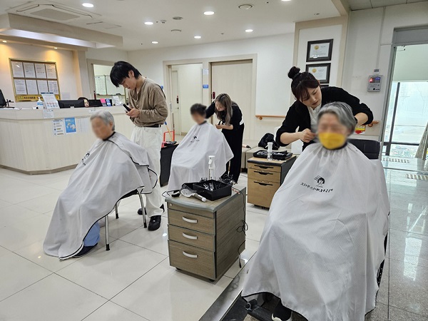박승철헤어 안산 고잔점, 이편안 인천 재활요양병원서 헤어미용봉사 실시