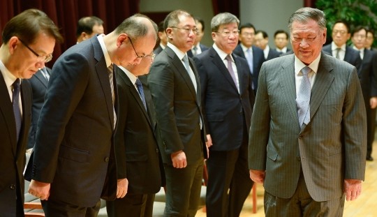 정몽구 부자, 글로비스 블록딜 완료..시장 반응은