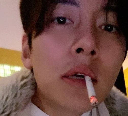 지창욱, 담배 영상 하나로 때 아닌 설전 그리고 실검1위…뭐가 문제?