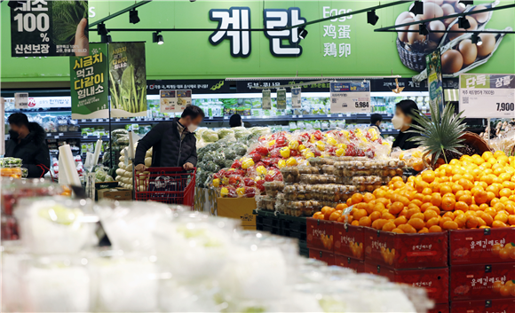 (영상)쌀·계란값 고공행진…밥상물가 비상 장보기 무섭다