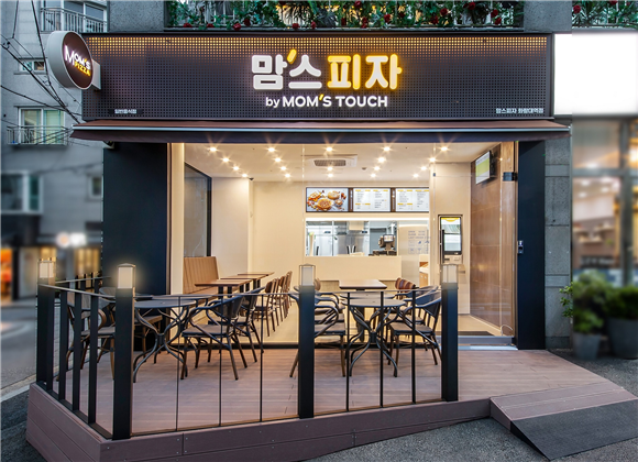 맘스터치, 피자사업 확대…1만원대 피자 출시