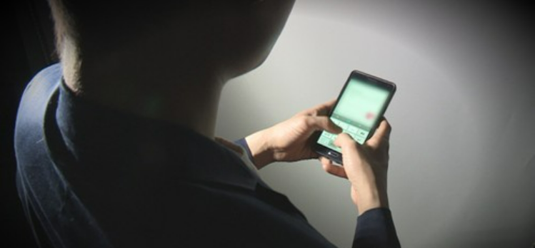 "방심위에 불법 사이트 폐쇄 규정 없어…청소년 위험 노출"