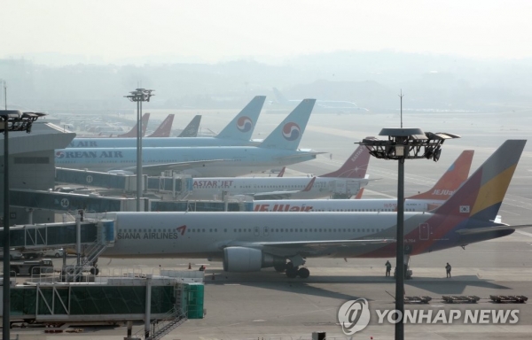 믿을 건 중국뿐이었는데...갈 곳 잃은 항공업계