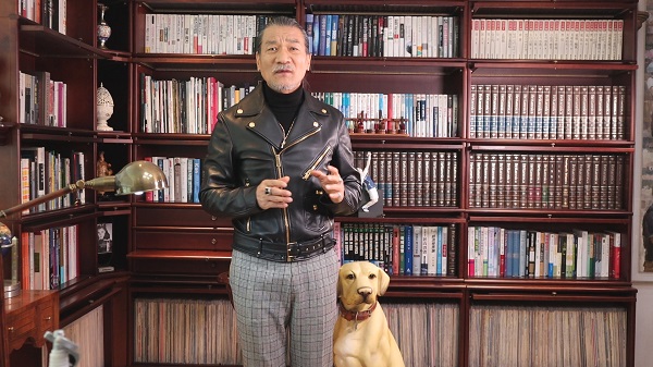 친절한 하비우드씨...찾아가는 갤러리로 미술시장 도전장
