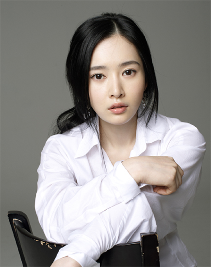 메이비, 3년동안 지켜온 메이비의 볼륨을 높여요 떠난다