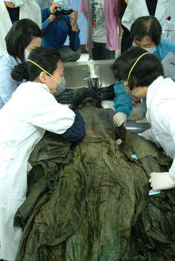 조선시대 여성 미라 또 발굴