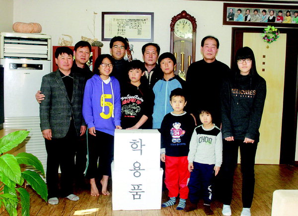 안성 전국새농민회, 어린이소망의집 방문