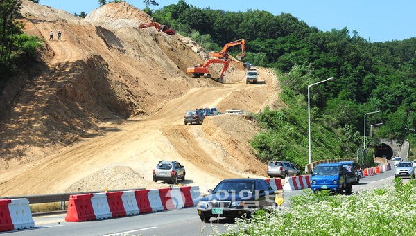 집중호우 무방비 아찔한 공사현장