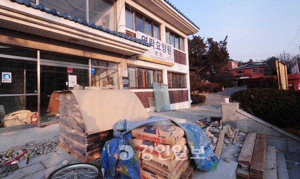 인천영락원 파산위기… 애끓는 노인들