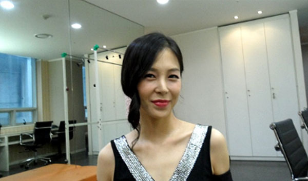 윤재 열애 간기남 김형준 감독과 6개월 만남 중 자연스레 공감대 형성