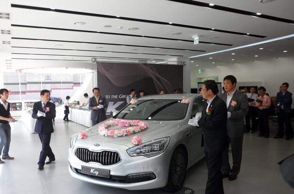 기아車 최고급 세단 판매돌입
