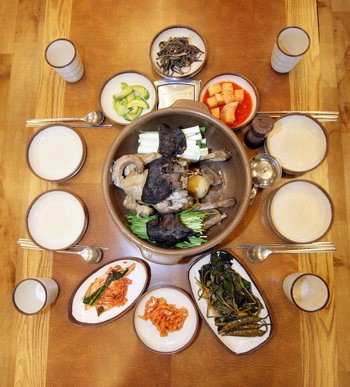 [맛집을 찾아서]포천 용덕산장 능이백숙