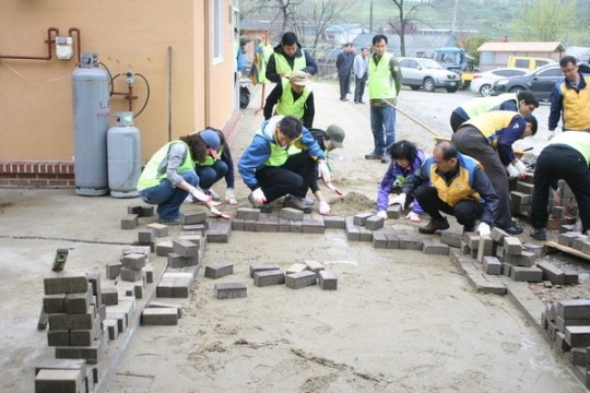 인천시 강화 달빛동화마을 찾은 든든한 후원자들