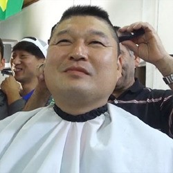 우리동네 예체능 강호동, 브라질 최신 유행 헤어스타일 도전… 슈퍼 쾌남 변신