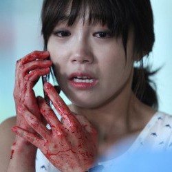 트로트의 연인 정은지, 온 몸에 피 묻힌 채 오열… 궁금증 ↑