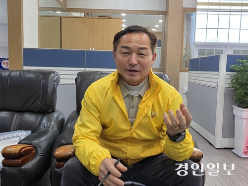[인터뷰] 김재갑 이천백사산수유꽃축제위원장