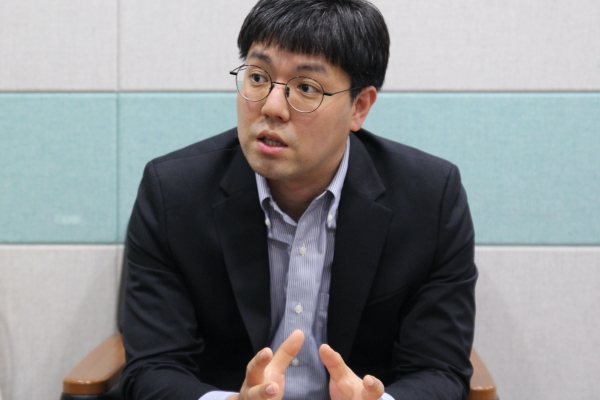 제약사 직원 첫 협회 파견, 좋은 선례 남기려 책임감 느껴