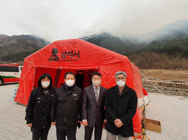 산불 피해 돕기에 약사들도 동참… 이동약국 운영에 구호물품 전달까지