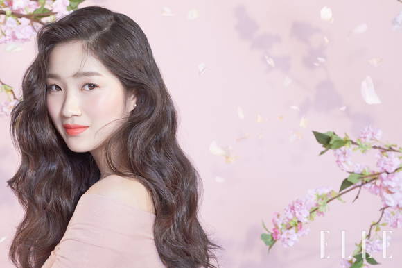 이니스프리, 김혜윤 ‘왕벚꽃’ 화보 공개 … ‘벚꽃 요정’으로 돌아온 스카이캐슬 예서