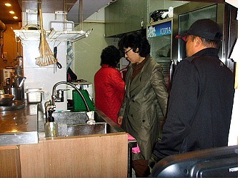 식품이 안전한 마산회원구를 위한 업소 지도점검