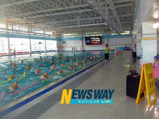 창원시 우리누리청소년문화센터 파워 아쿠아반 운영