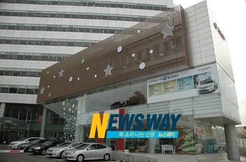 [Car Life]토요타 렉서스, 12월은 특별한 무엇이 있어!!