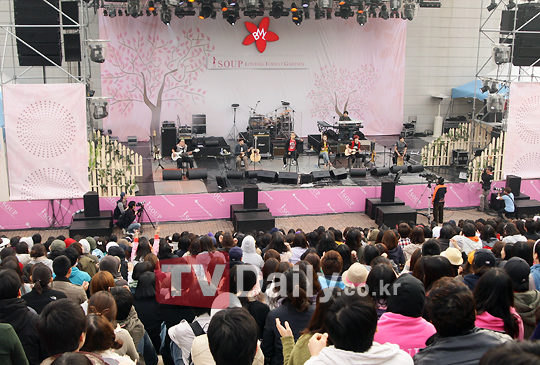 [TD포토] 이승환 뷰티풀 민트 라이프 2011