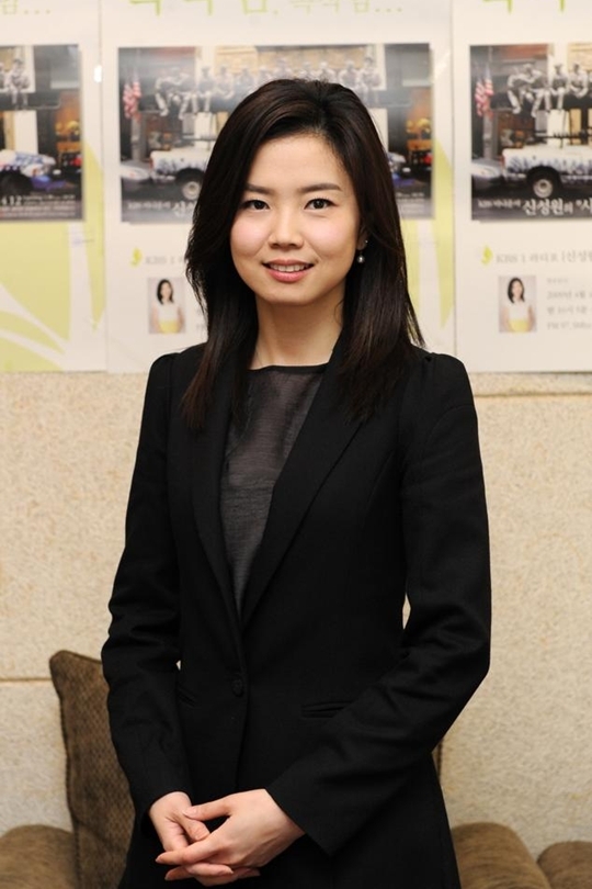 결혼 앞둔 신성원 아나, 사진전까지 개최한 ‘팔방미인’