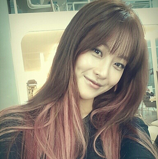 오연서, 핑크색머리 변신…투톤헤어로 섹시미 발산