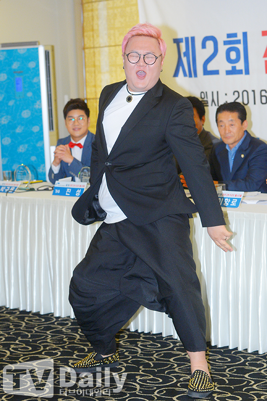 [TD포토] 박규선, 팡팡샤르르르륵 댄스타임