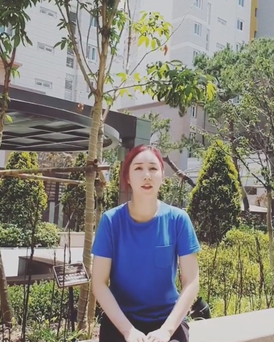 황신영, 아이스박스 가득 얼음물…父와 함께 아이스버킷 챌린지