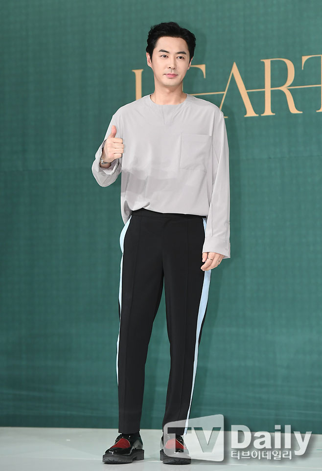 [TD포토] 신화 전진 벌써 데뷔 20주년!