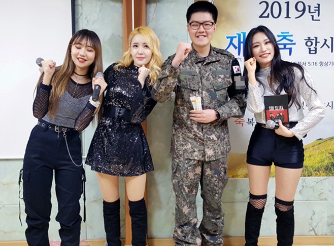 걸그룹 시오시작·지아이콘·윈드플라, 한국양봉협회와 달달한 위문공연 