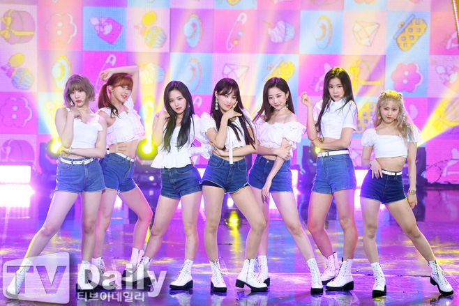 [TD포토] 네이처 예쁜애들 집합소~(더쇼)