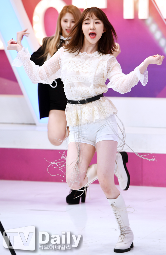 [TD포토] 네이처 로하 댄스 타임